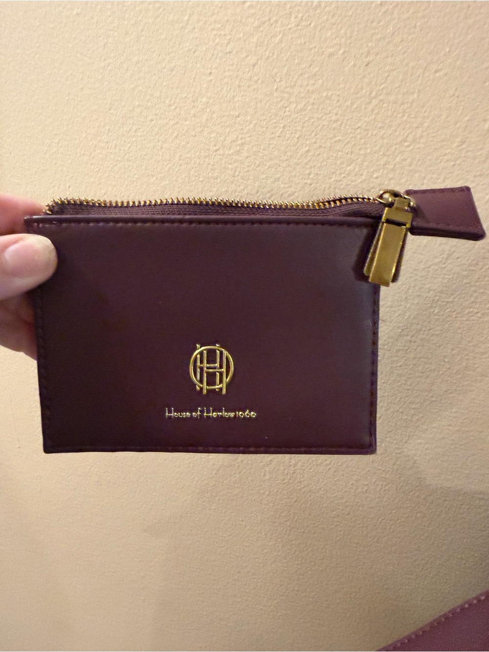 House of Harlow Suede Shoulder Bag in Deep Plum and matching cardholder wallet - Picture 8 of 14